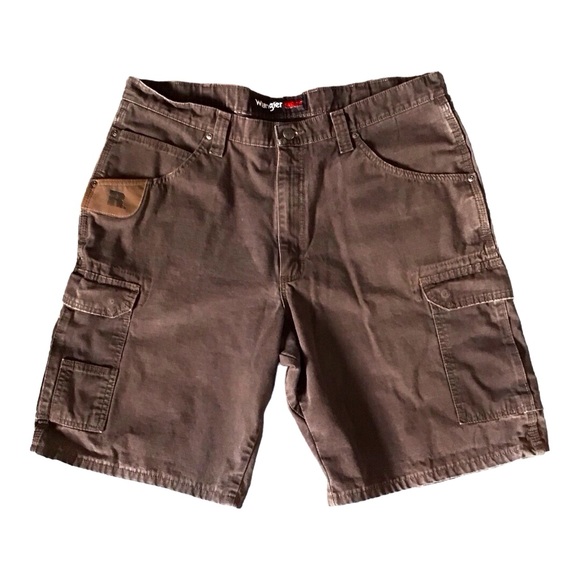 WRANGLER® RIGGS WORKWEAR® Cargo Shorts SZ 38 - Picture 1 of 5